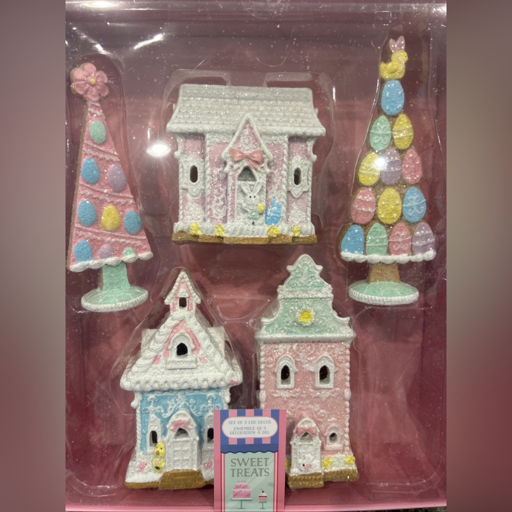 Sweet Treats Easter Gingerbread 5 Piece LED Pastel Light Up House Set